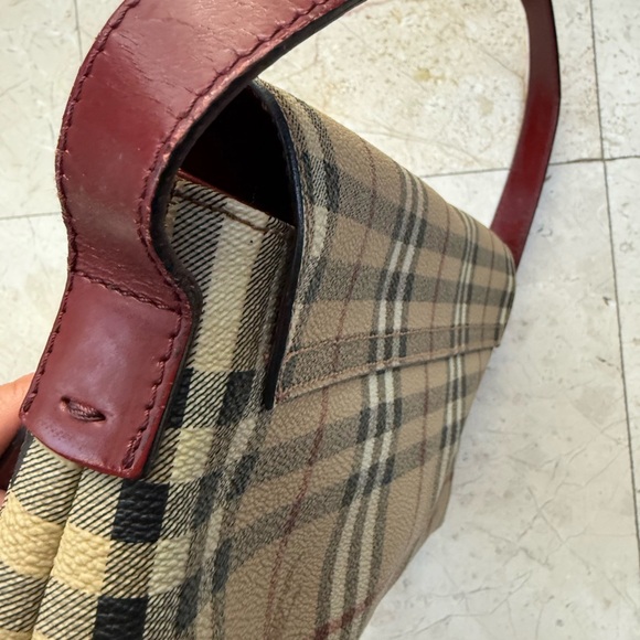 Burberry Beige and Red Checkered Women's Bag - Picture 7 of 10